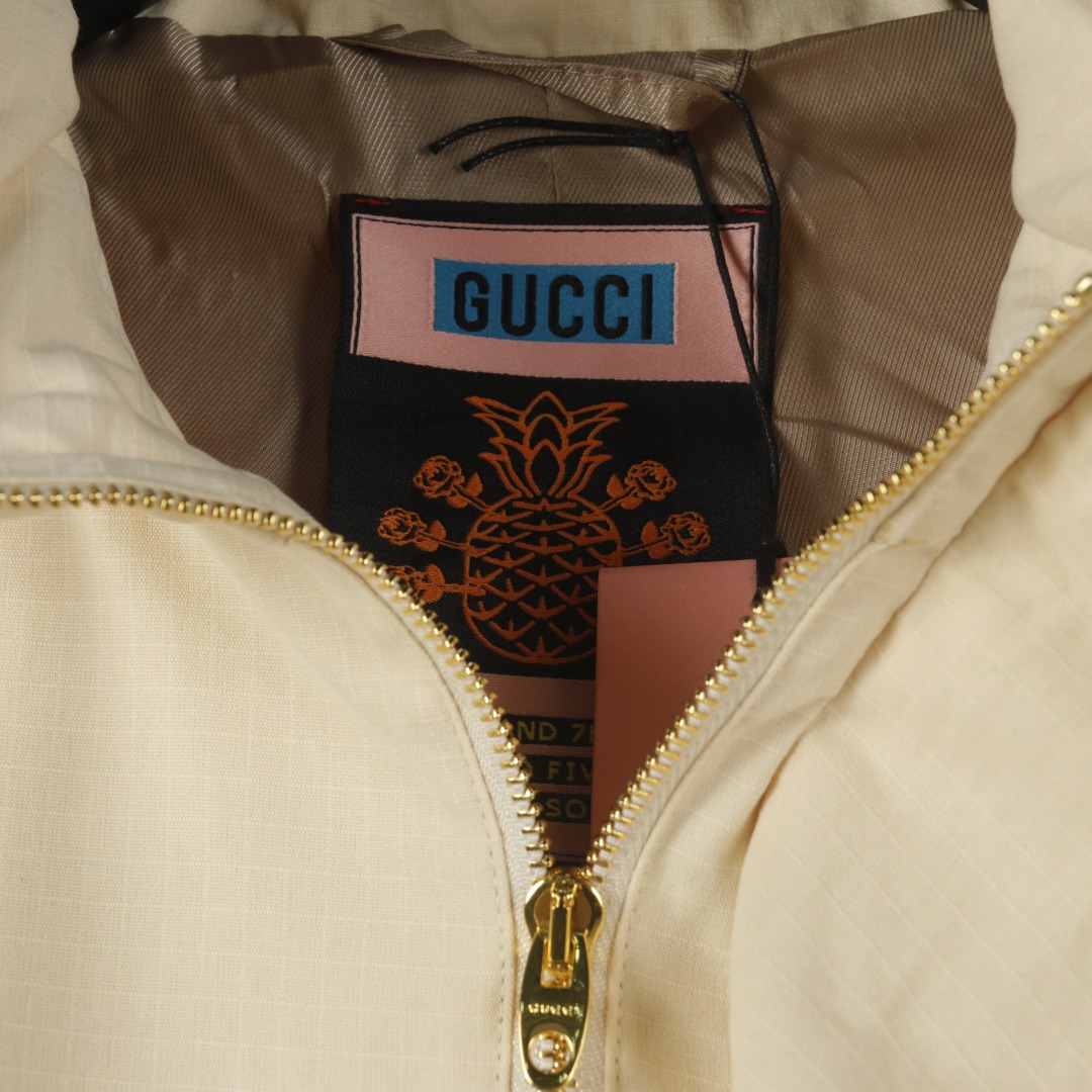 【GUCCI  公式旗艦店】グッチ   ジャケット着 好評に付き再入荷！241111