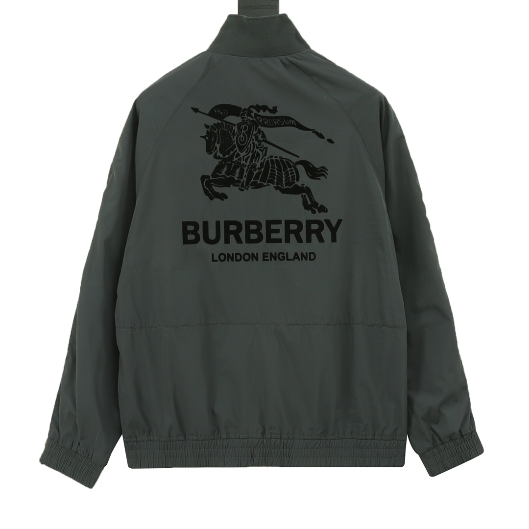 【BURBERRY  公式旗艦店】バーバリー   ジャケット着 好評に付き再入荷！241112