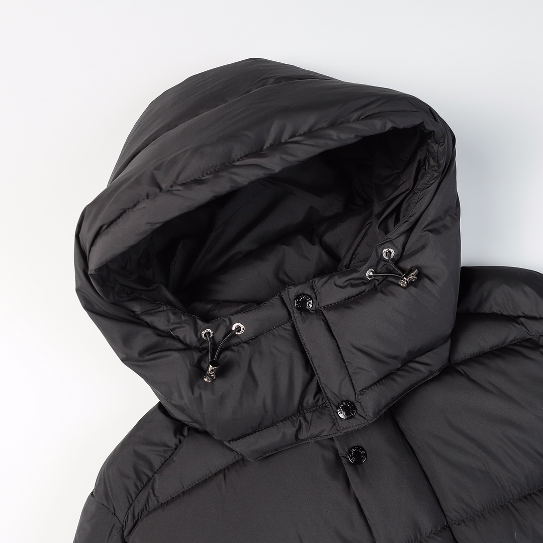 【MONCLER 公式旗艦店】モンクレール  ダウンジャケット好評に付き再入荷！ 241113