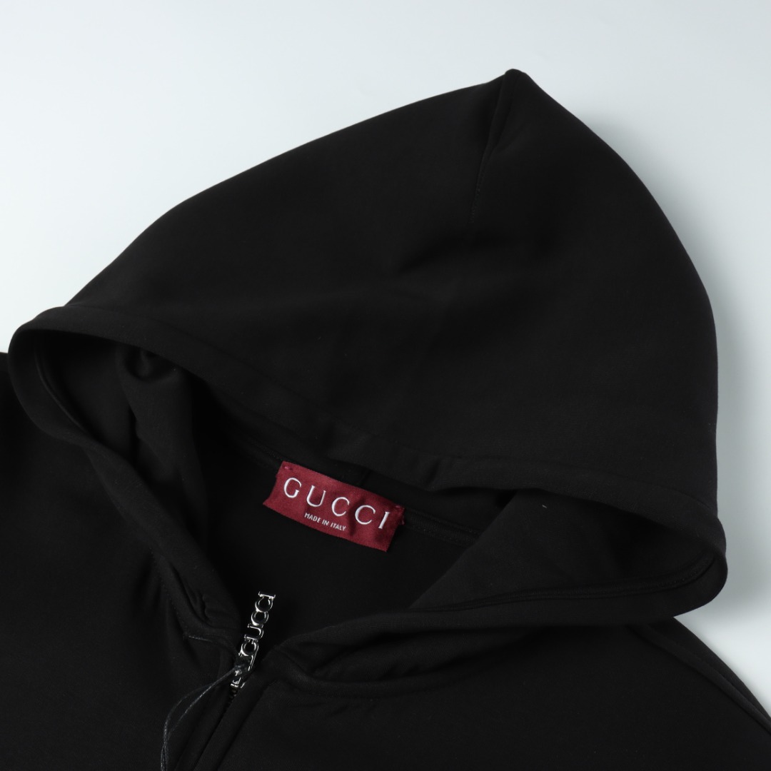 【GUCCI  公式旗艦店】グッチ 丸首の衛衣 スウェットご好評に付き再入荷 241113