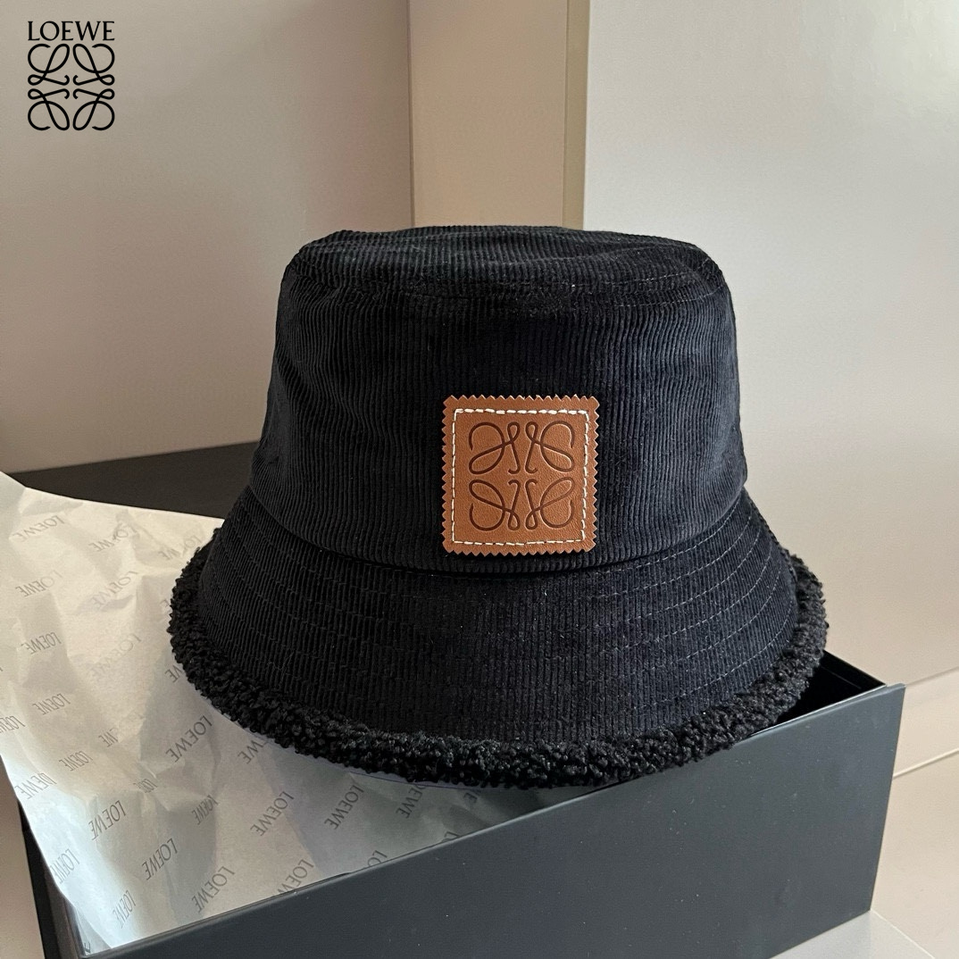 LOEWE(ロエベ )フィッシャーマンズハット 241126