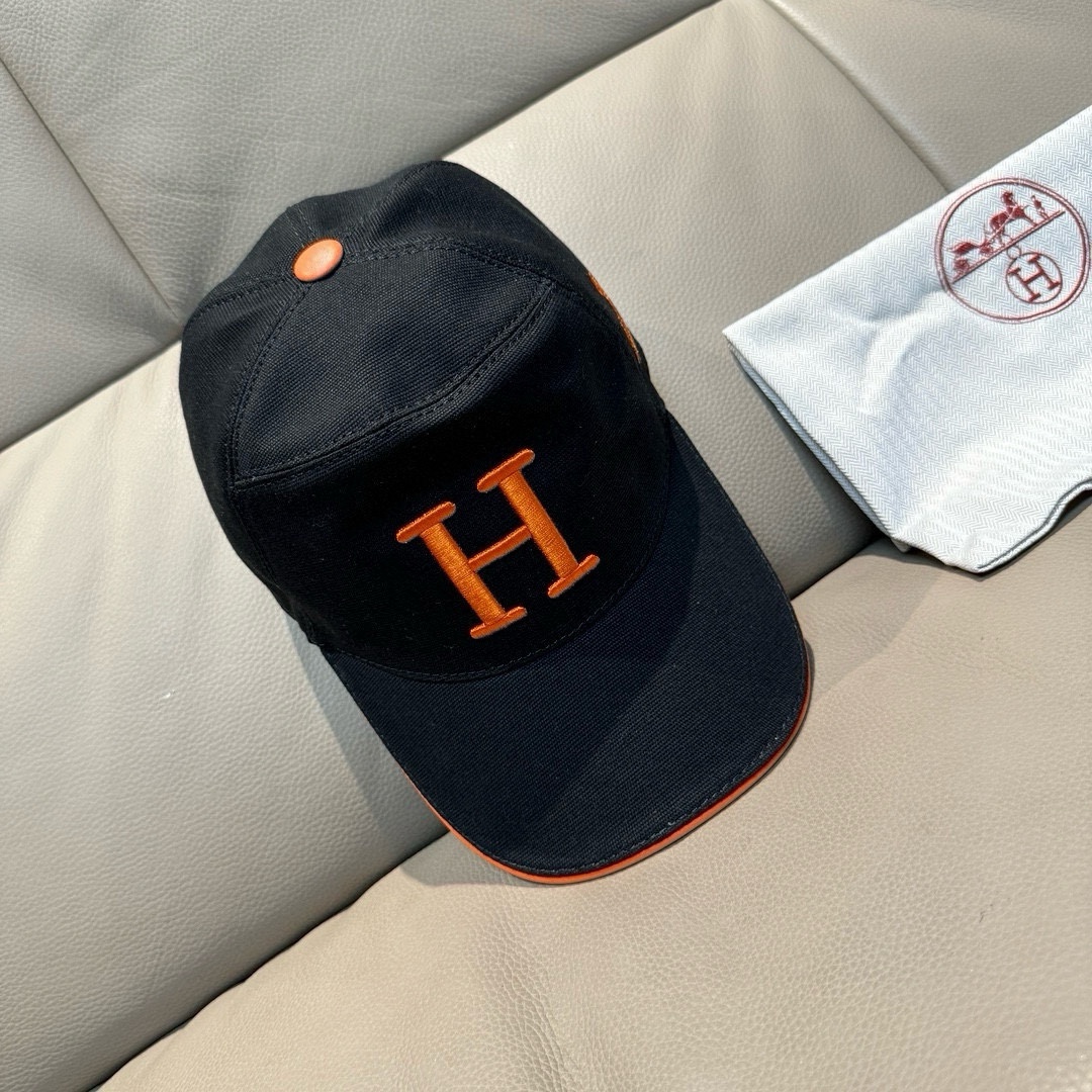 【HERMES  エルメス 】【数量限定】 野球帽 / ハット  241126
