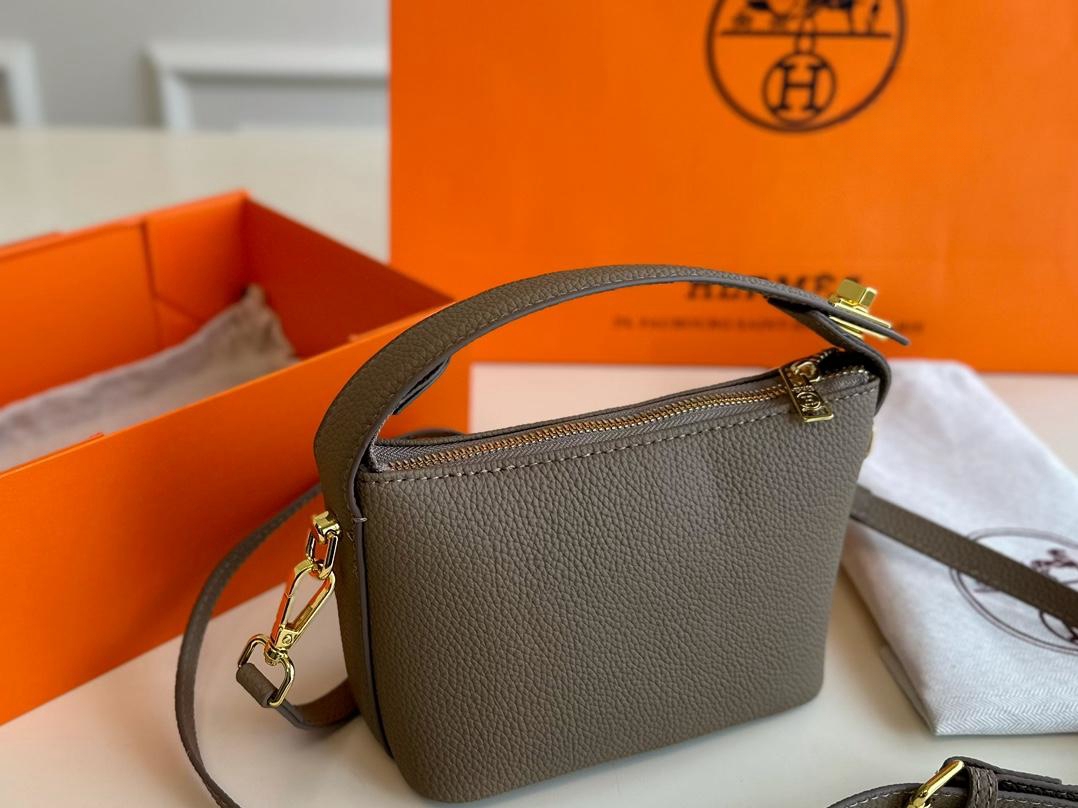 【Hermès 公式旗艦店】エルメス 斜めがけバッグ 当日出荷 好評に付き再入荷！17*12CM  240724