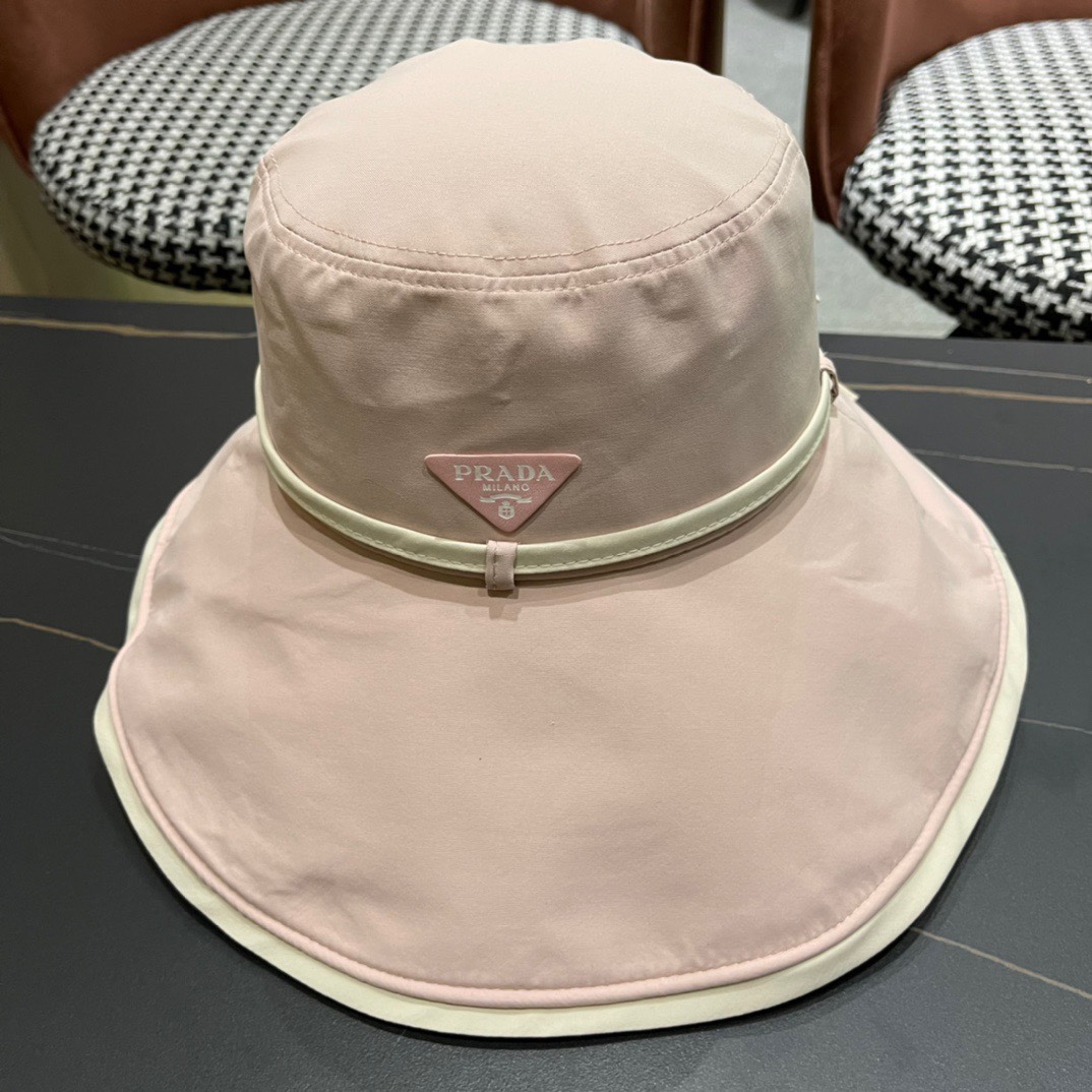 PRADA (プラダ)フィッシャーマンズハット 240904