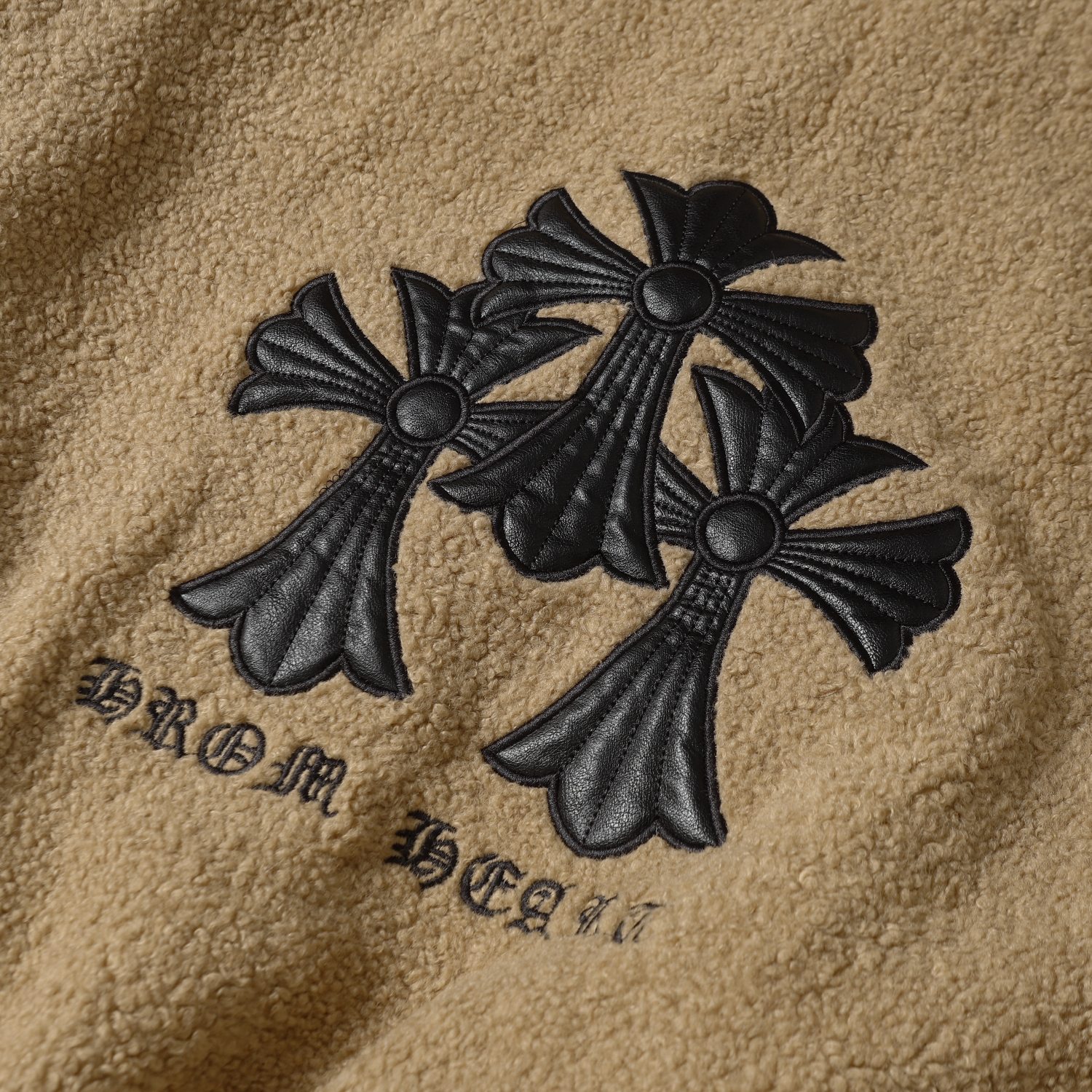 【CHROME HEARTS】クロムハーツ  ジャケット着ご好評に付き再入荷！241118