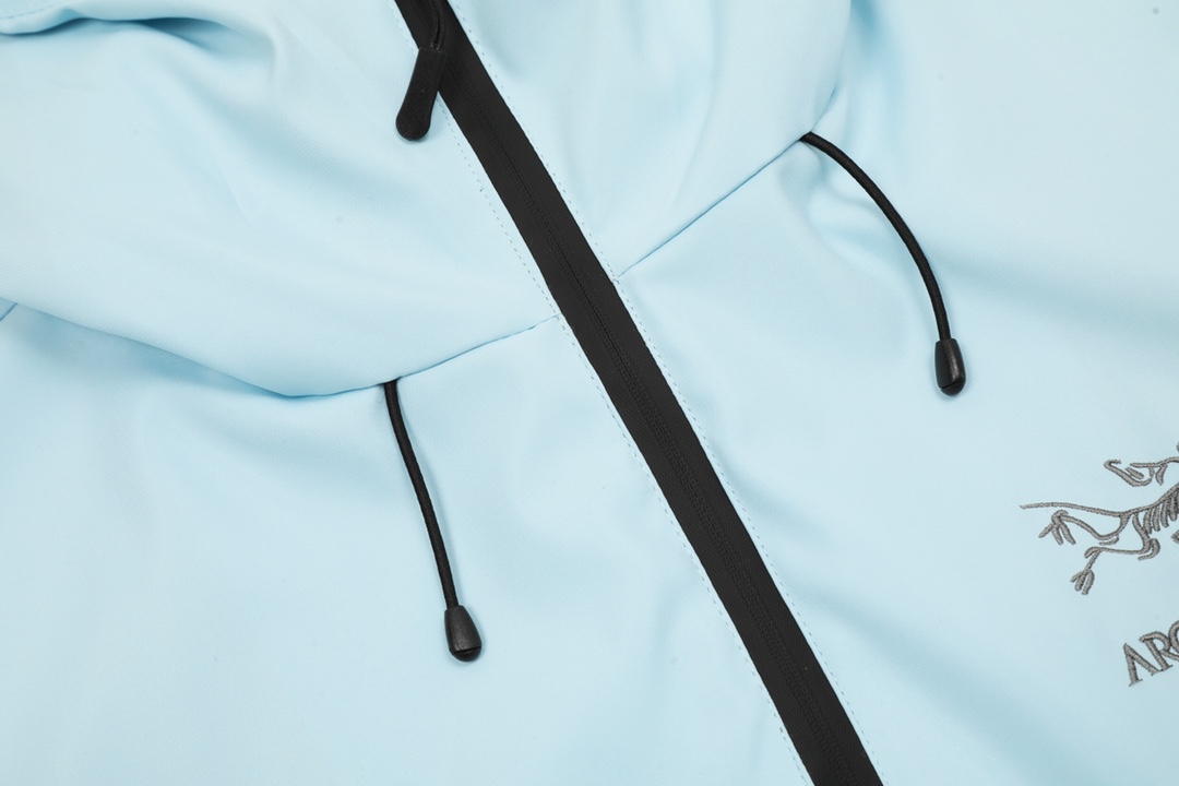 【ARCTERYX  公式旗艦店】アークテリクス  ジャケット着  スウェット ご好評に付き再入荷！241123