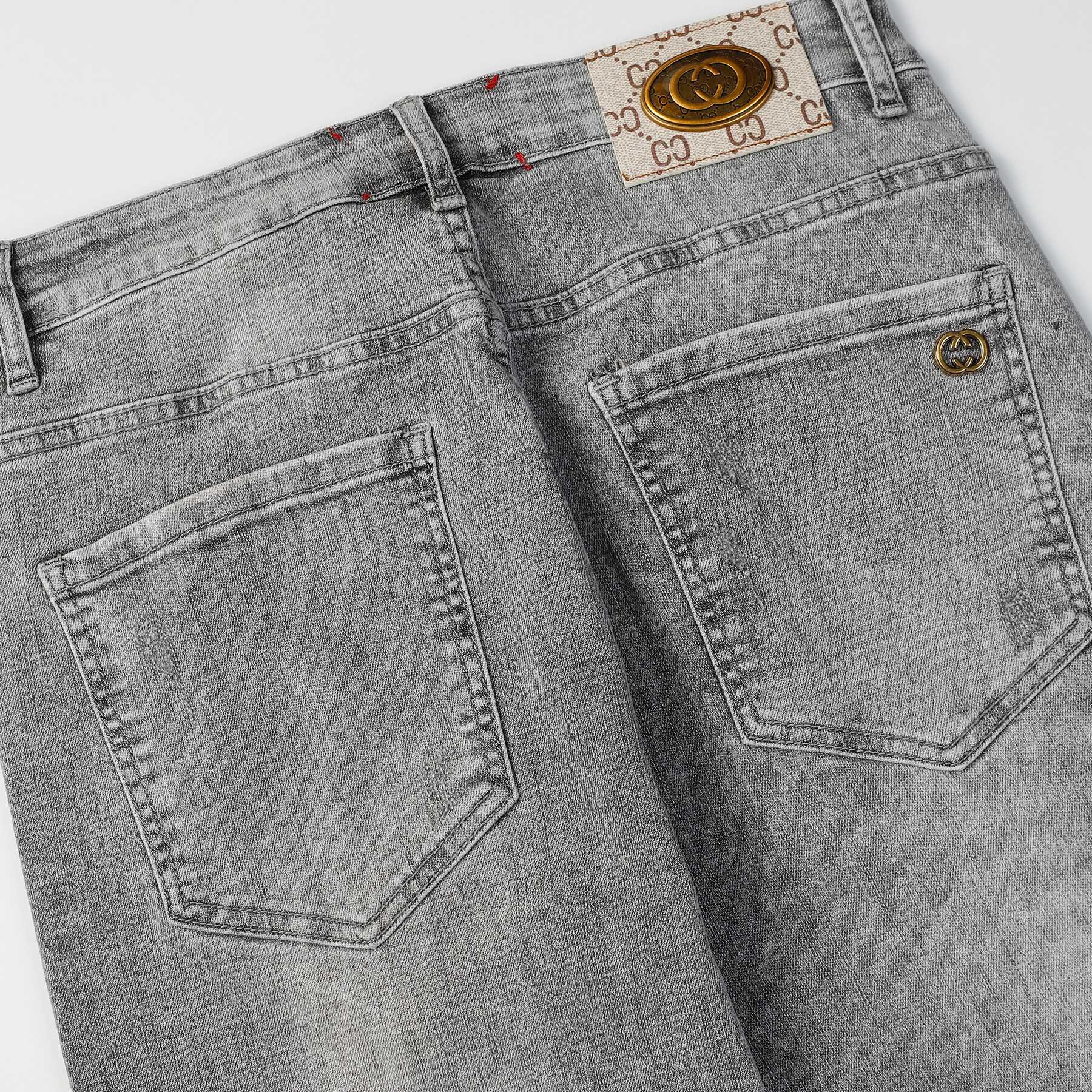 【GUCCI  公式旗艦店】グッチ  ジーパン  ご好評に付き再入荷！