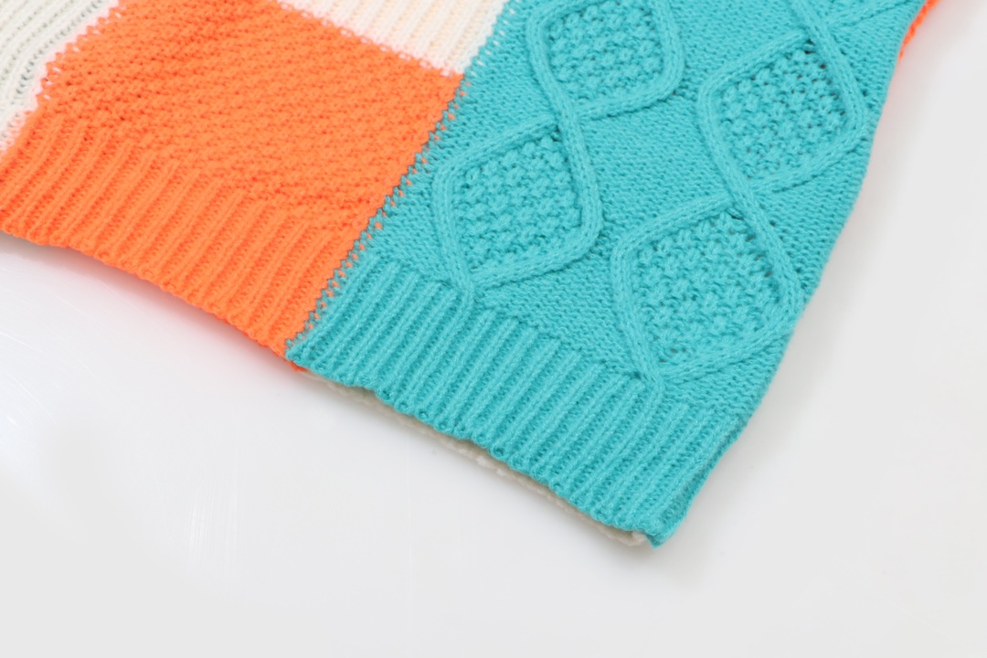 【LOEWE  公式旗艦店】ロエベ セーター好評に付き再入荷！ 241031