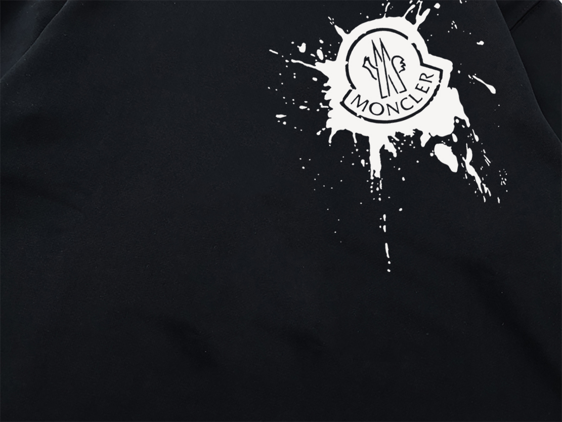 【MONCLER 公式旗艦店】モンクレール  丸首の衛衣 スウェットご好評に付き再入荷！