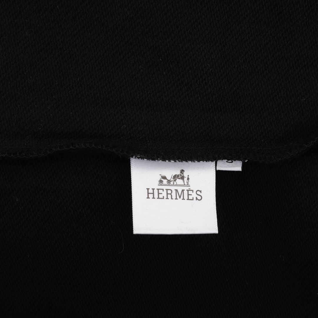 【HERMES 公式旗艦店】 エルメス 丸首の衛衣   スウェット ご好評に付き再入荷！