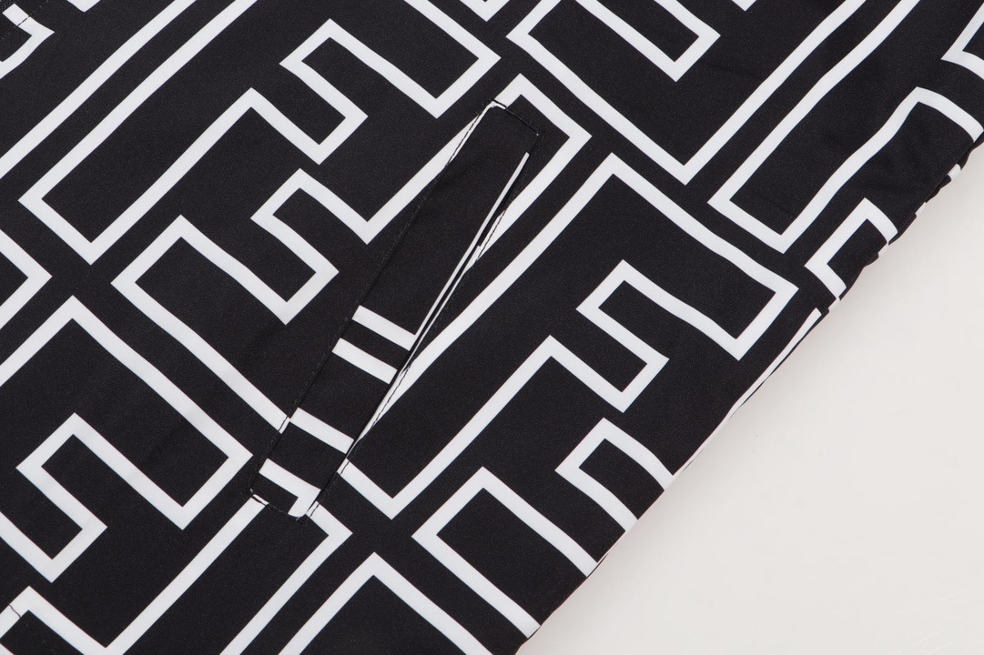 【FENDI 公式旗艦店】フェンディ ジャケット着 好評に付き再入荷！