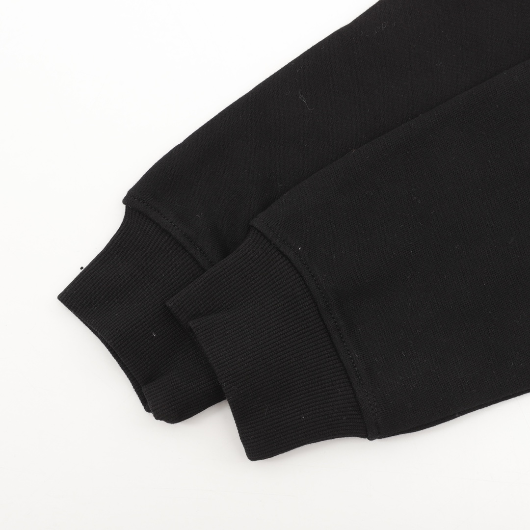 【LOEWE 公式旗艦店】 ロエベ    ご好評に付き再入荷！