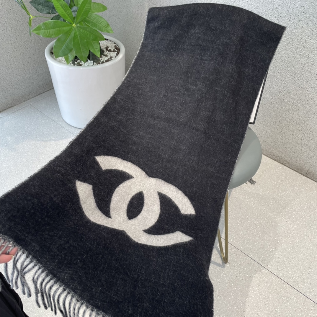 【CHANEL  シャネル 】スカーフ70*200CM