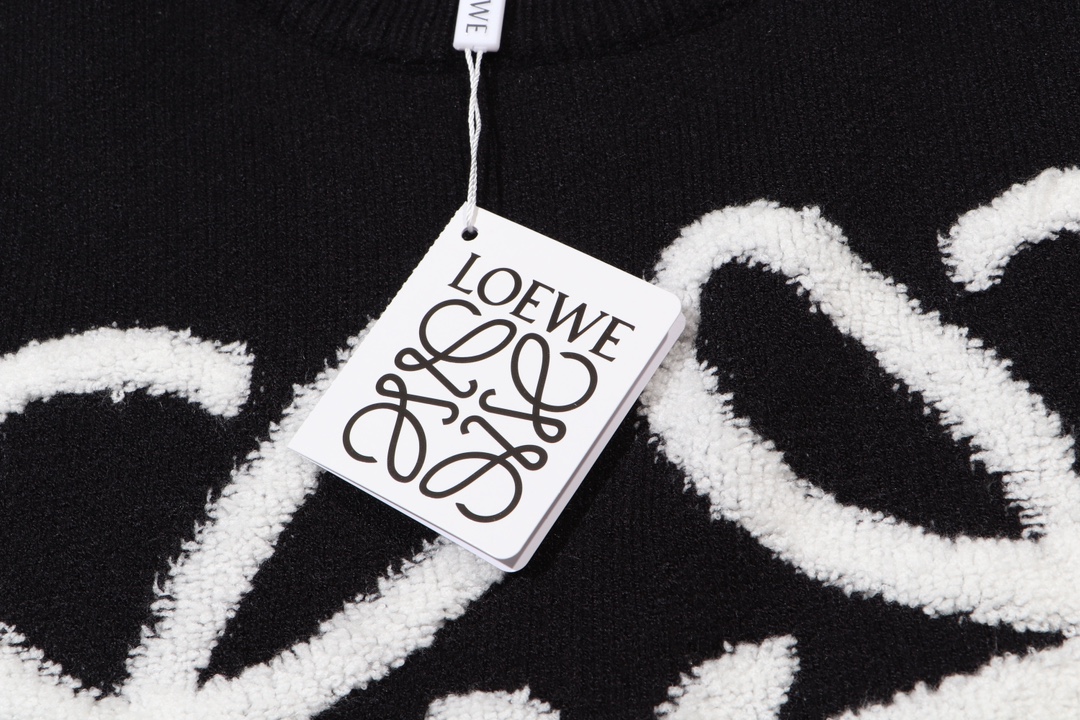 【LOEWE公式旗艦店】ロエベ  セーター好評に付き再入荷！