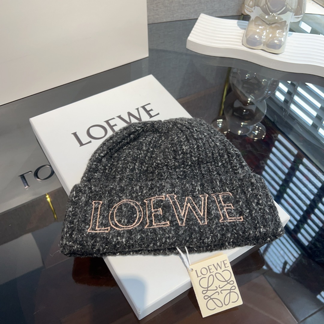 LOEWE( ロエベ )ニット帽