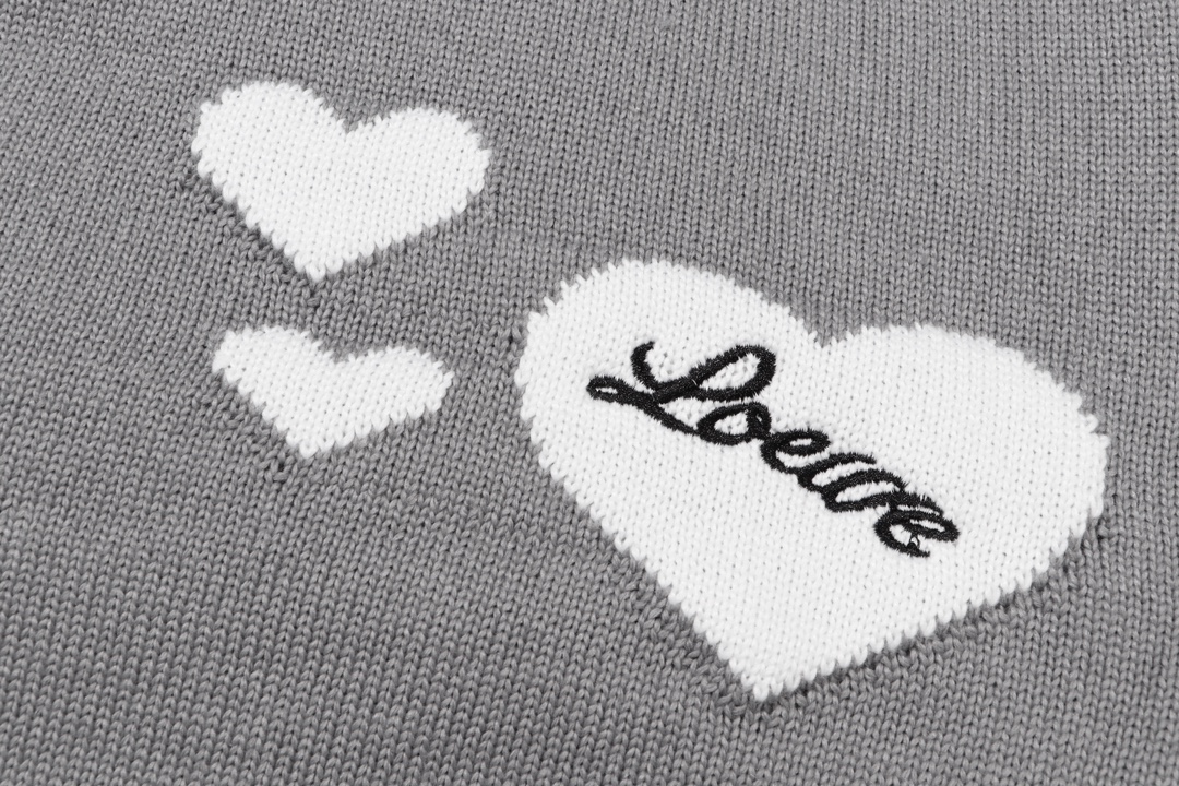 【LOEWE公式旗艦店】ロエベ  セーター好評に付き再入荷！