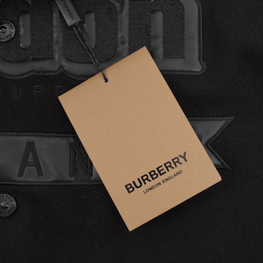 【BURBERRY 公式旗艦店】バーバリー  ジャケット着好評に付き再入荷！