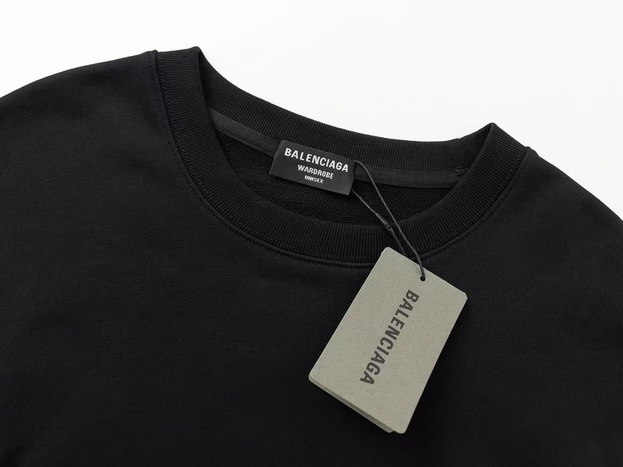 【BALENCIAGA 公式旗艦店】バレンシアガ 丸首の衛衣 スウェット ご好評に付き再入荷！