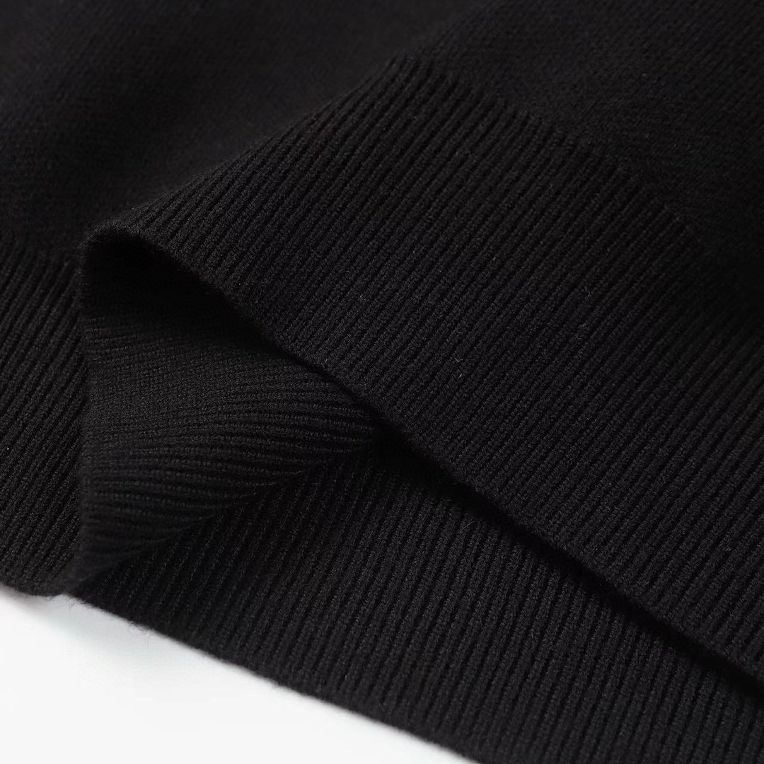 【MONCLER 公式旗艦店】モンクレール セーター好評に付き再入荷！