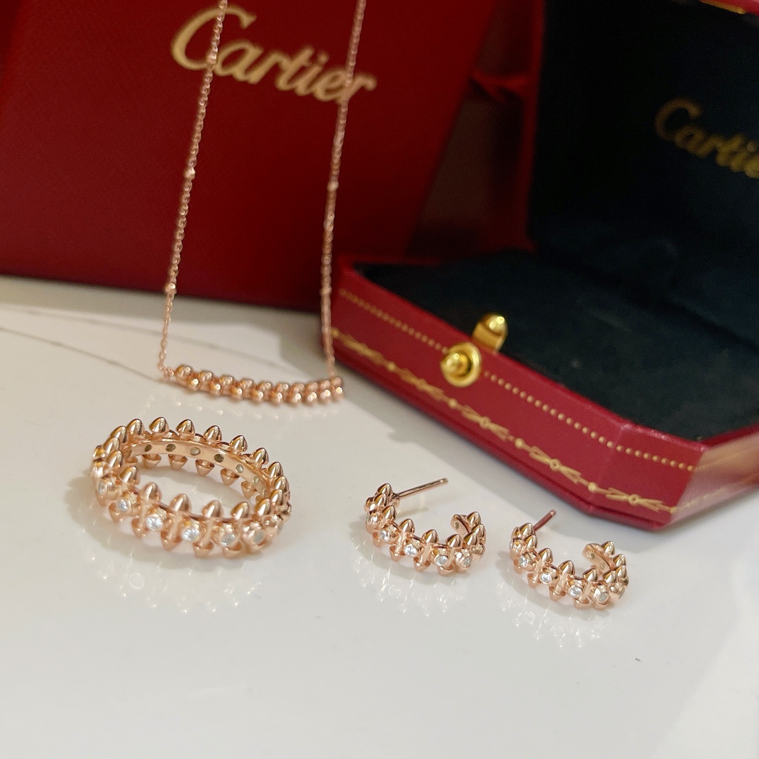 【Cartier】カルティエ ファッションスタイルのイヤリング