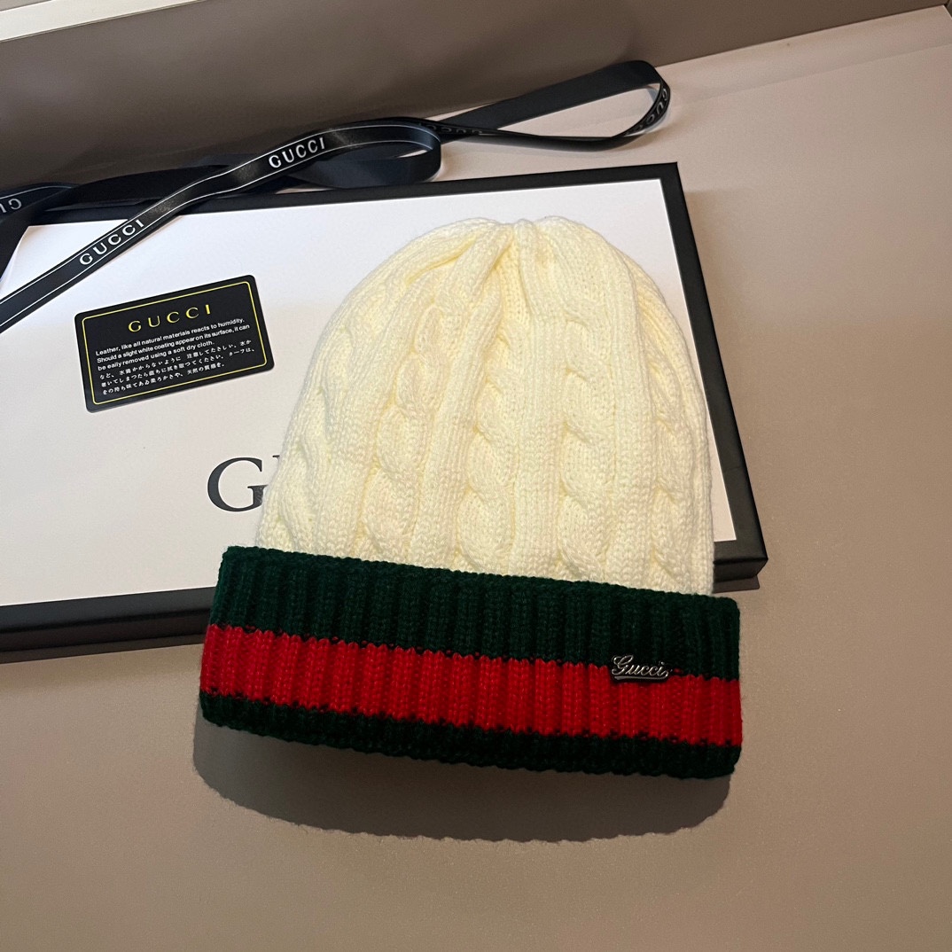 ( GUCCI )グッチ ニット帽