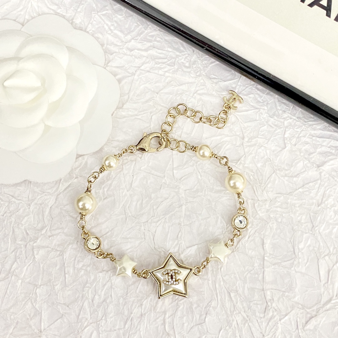 【CHANEL】ブレスレット、ファッションシンプルなスタイル