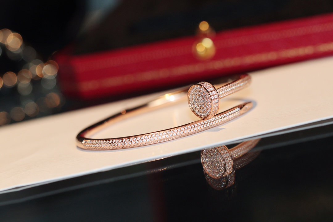 【CARTIER】ブレスレット、ファッションシンプルなスタイル