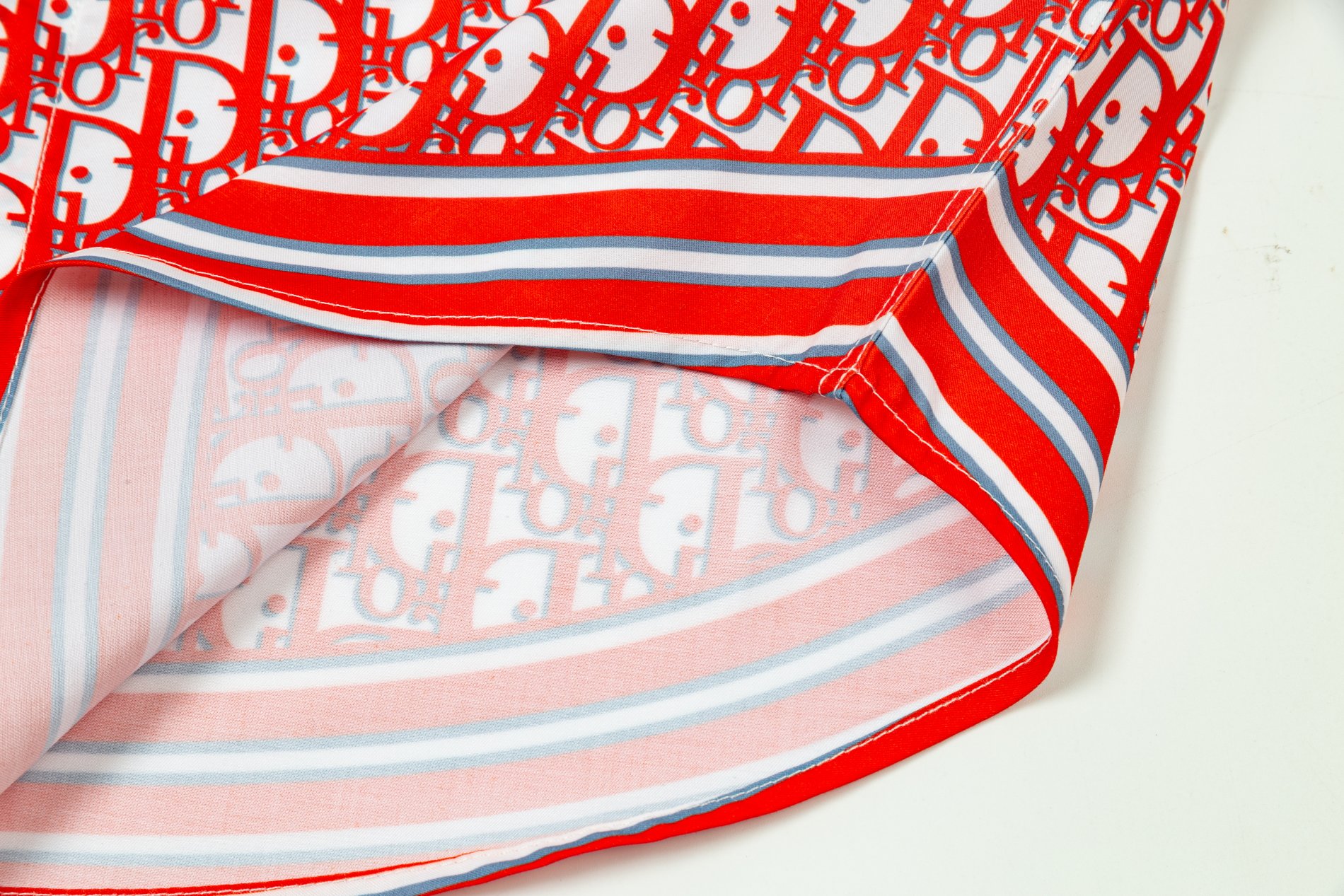 【DIOR 公式旗艦店】ディオール シャツ ご好評に付き再入荷 240716