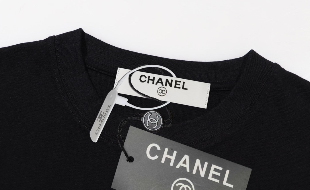 【CHANEL 公式旗艦店】シャネル  Tシャツ ご好評に付き再入荷 240719
