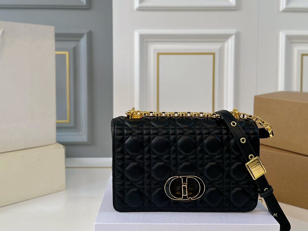 【DIOR公式旗艦店】ディオール  斜めがけバッグ 当日出荷 好評に付き再入荷！20*12CM 240720