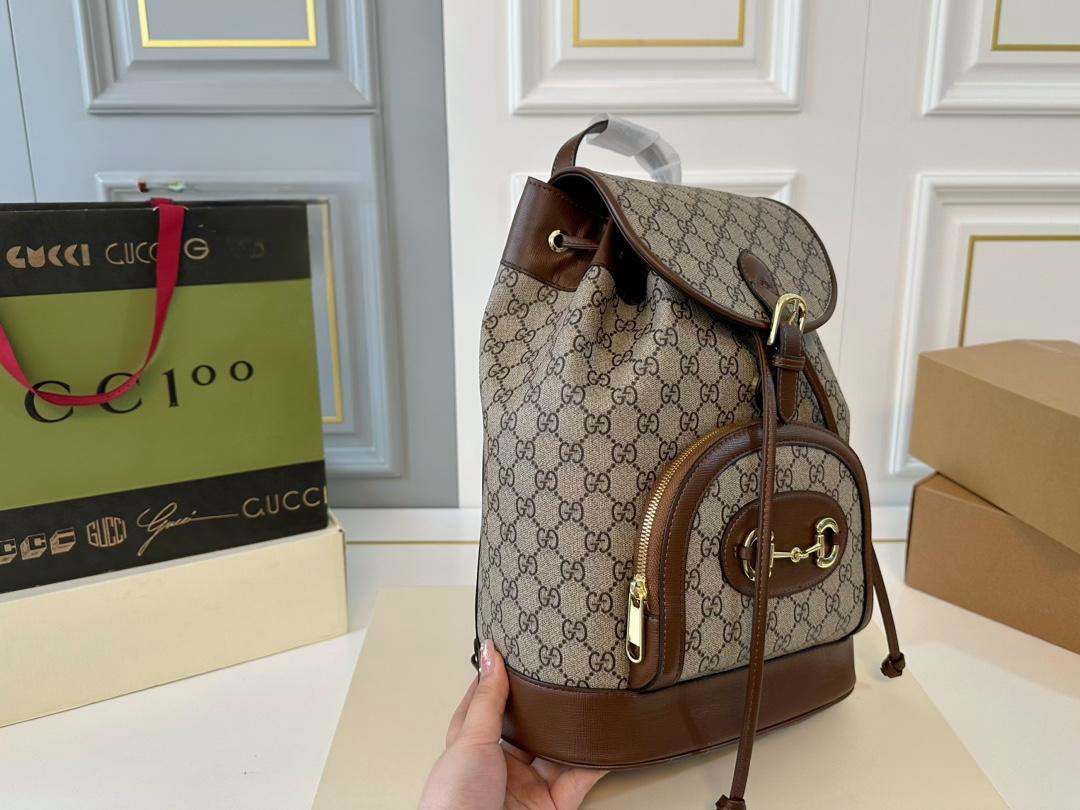 【GUCCI 公式旗艦店】グッチ 斜めがけバッグ 当日出荷 好評に付き再入荷！27*36CM  240724