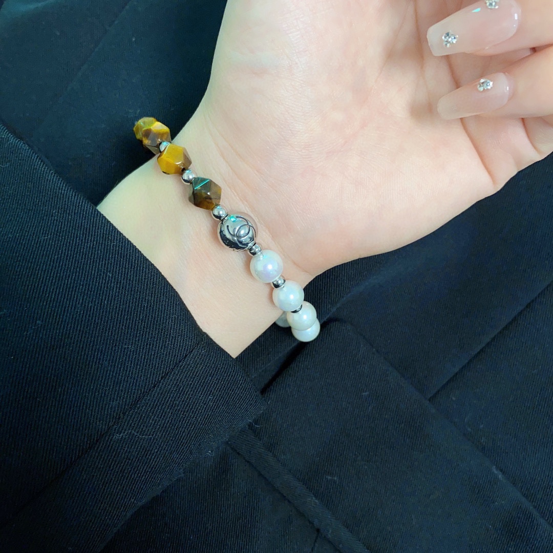 【CHANEL】ブレスレット、ファッションシンプルなスタイル 240728