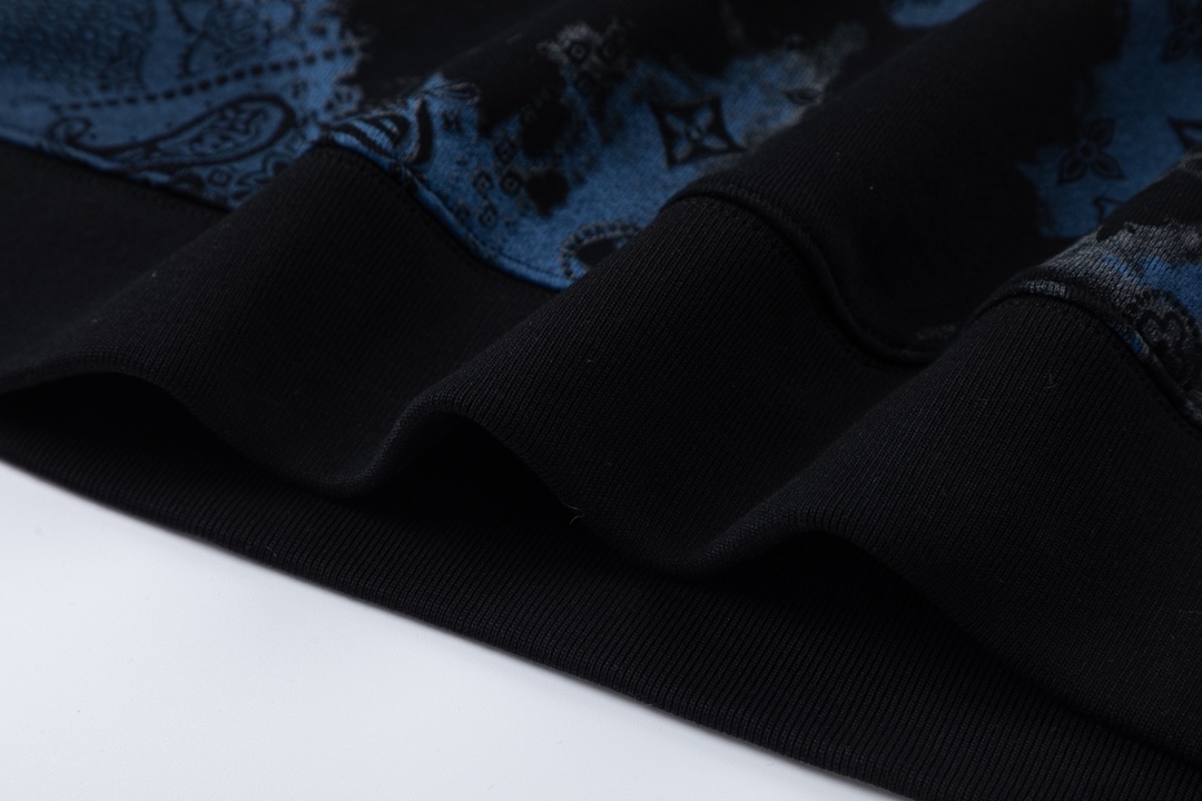 【LOUIS VUITTON  公式旗艦店】ルイヴィトン 丸首の衛衣 スウェット ご好評に付き再入荷 240808