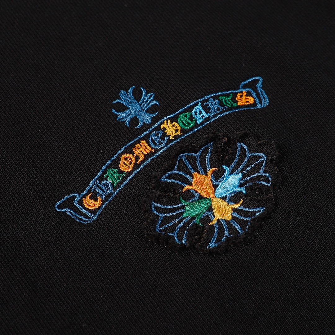 【CHROME HEARTS 公式旗艦店】クロムハーツ  丸首の衛衣  スウェットご好評に付き再入荷 240809