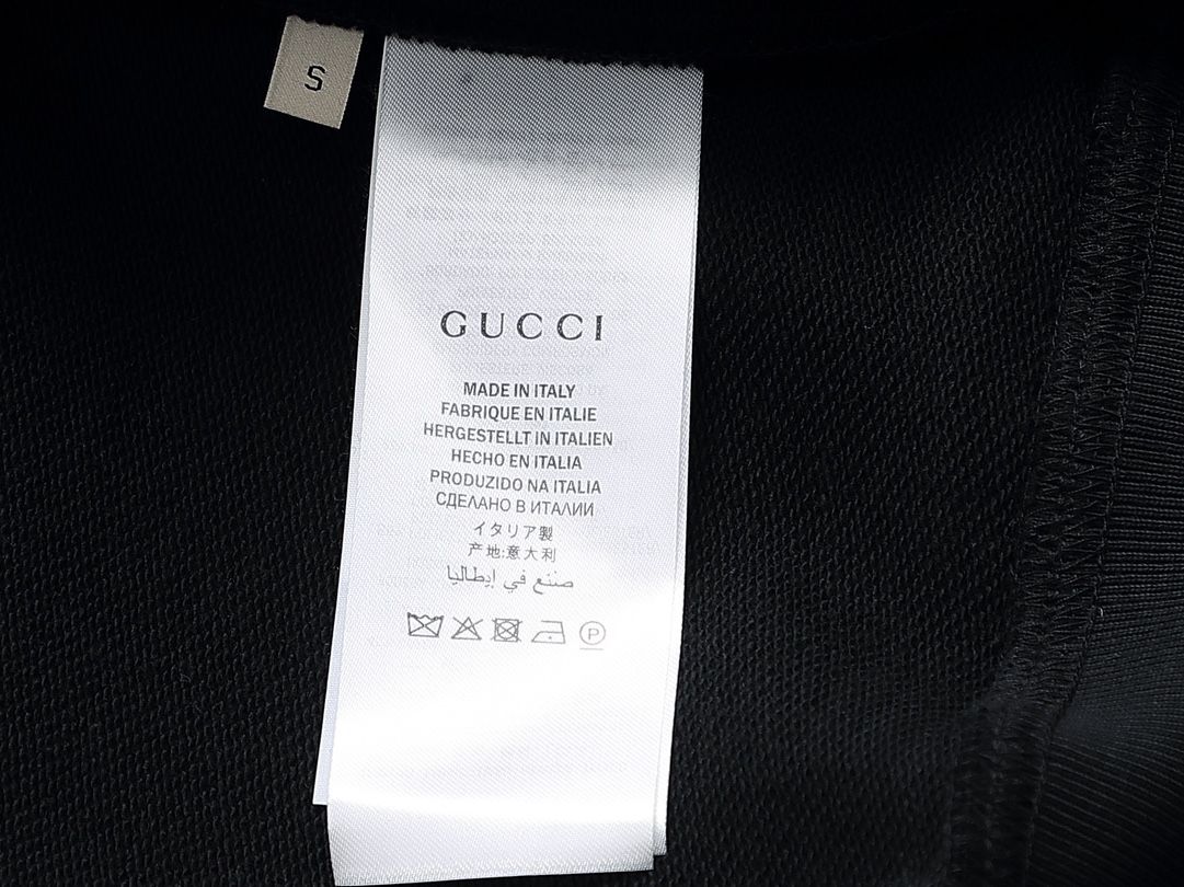 【GUCCI  公式旗艦店】グッチ 丸首の衛衣 スウェットご好評に付き再入荷 240811