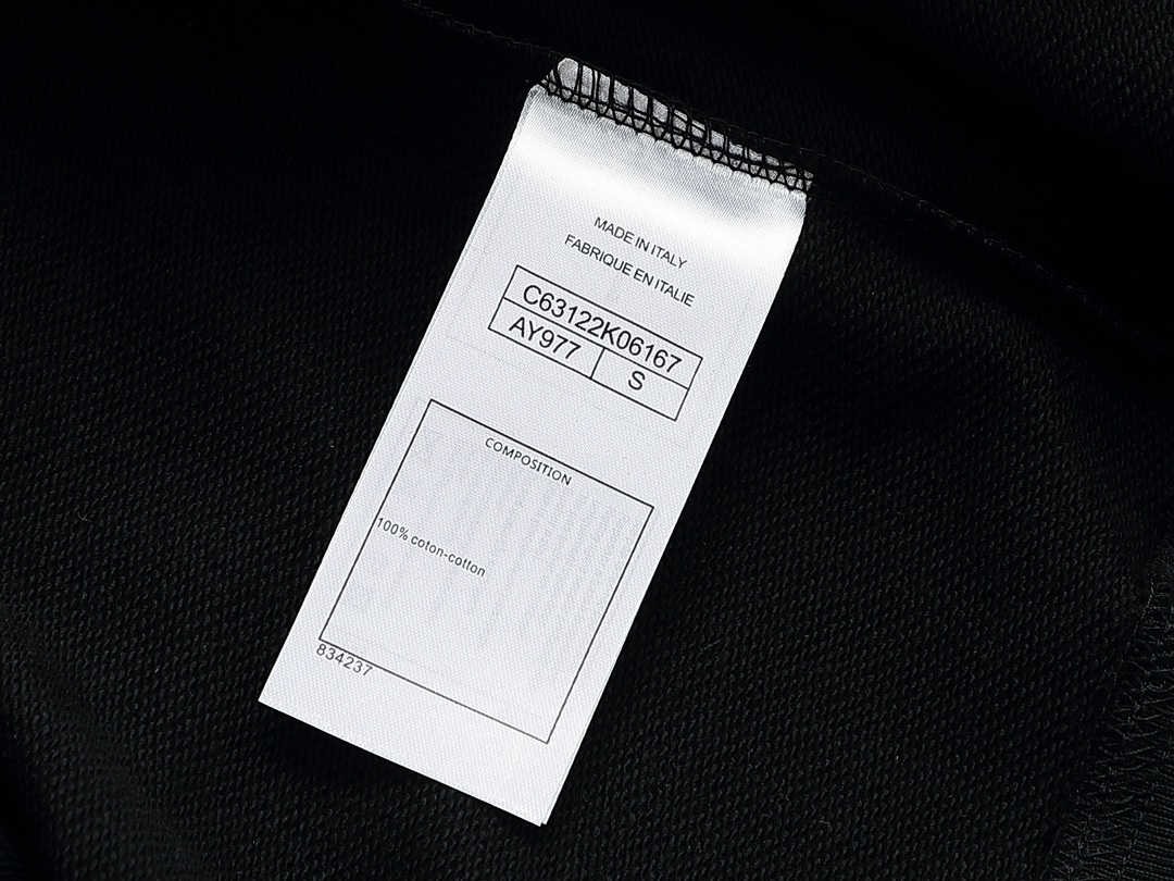 【CHANEL 公式旗艦店】シャネル  丸首の衛衣  スウェットご好評に付き再入荷！