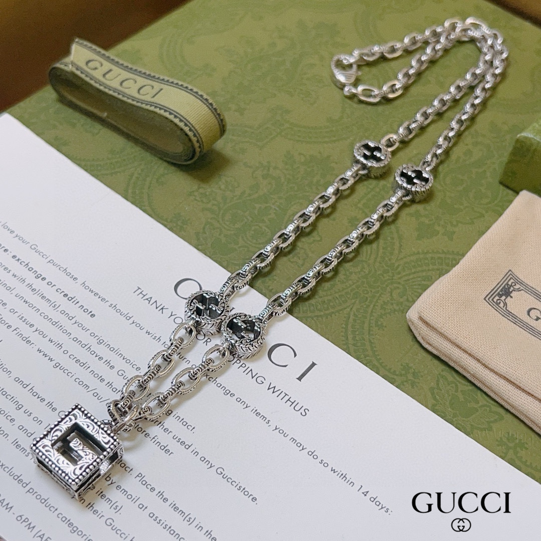 【GUCCI】ネックレス、新しいネックレス万能シンプルファッションオーナメント 240815