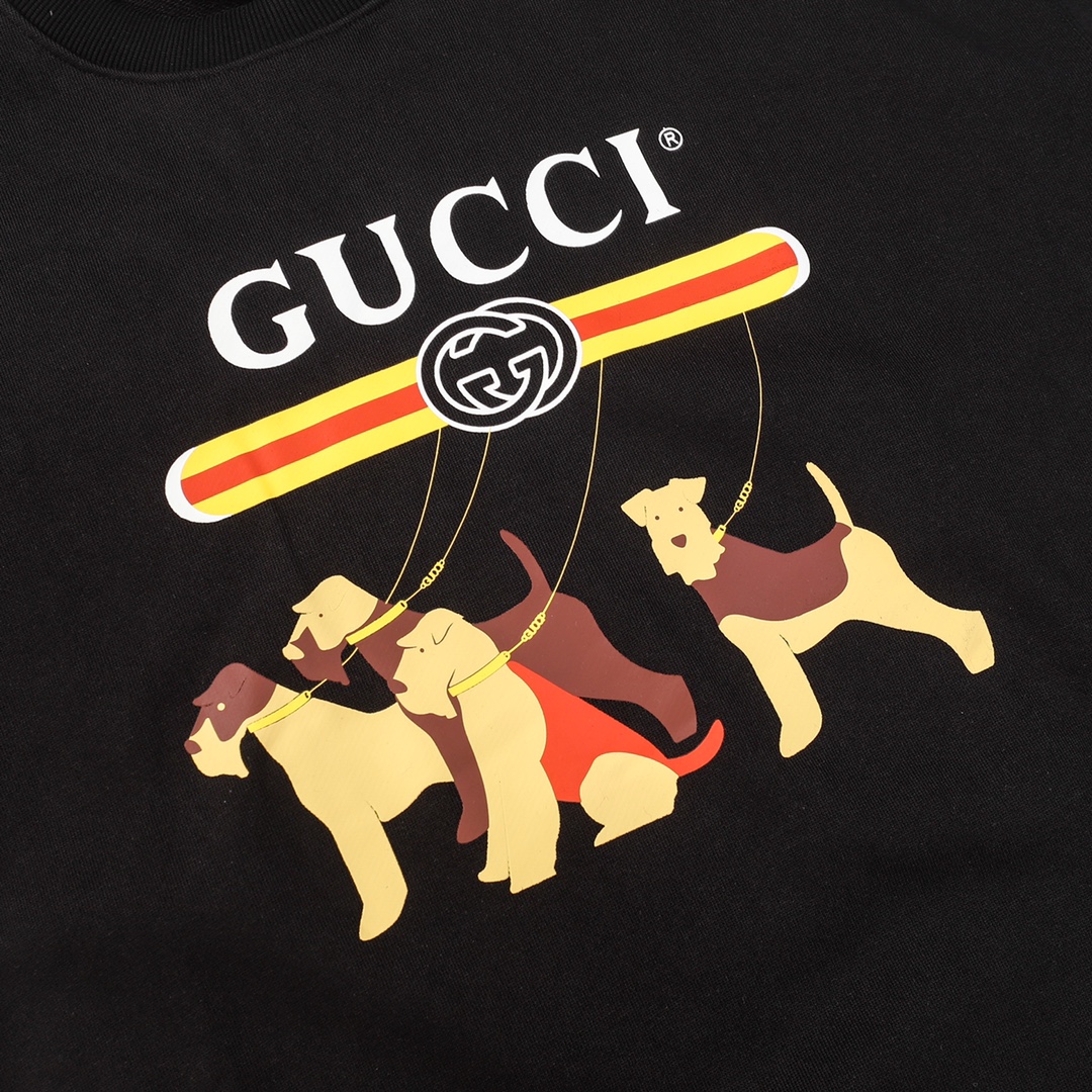 【GUCCI  公式旗艦店】グッチ  丸首の衛衣 スウェットご好評に付き再入荷 240816