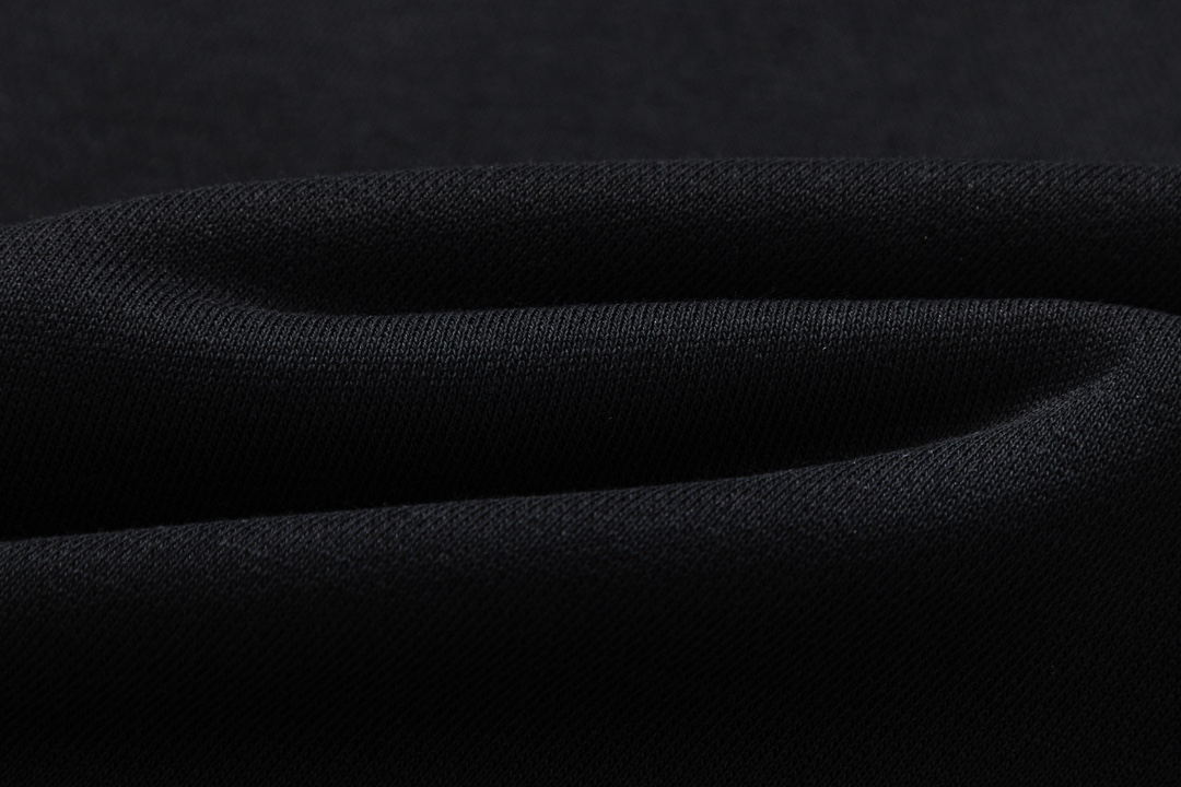 【PRADA 公式旗艦店】プラダ  丸首の衛衣 スウェットご好評に付き再入荷 240809