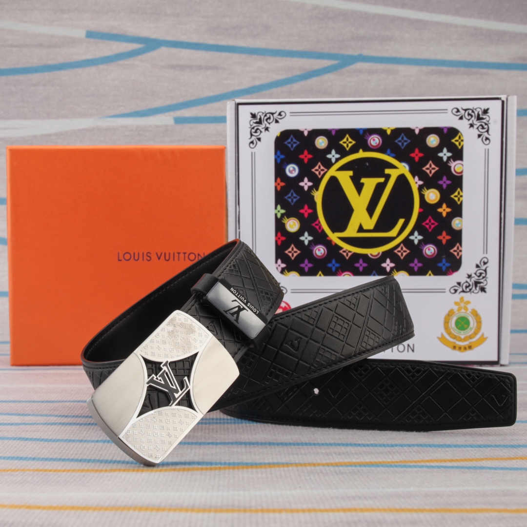 LV【LOUIS VUITTON】(ルイヴィトン) 3.8cmベルト メンズ  240903