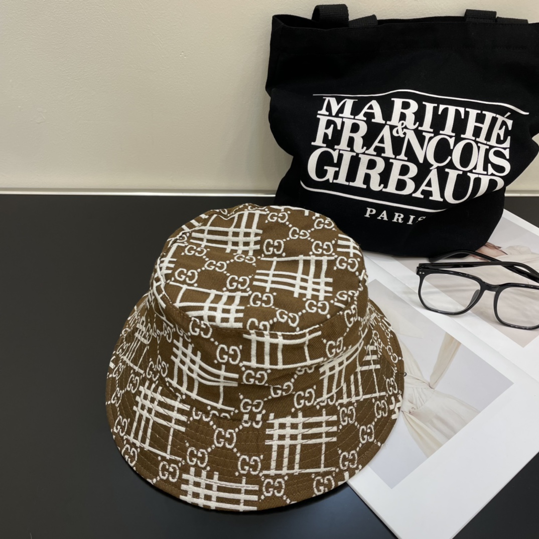 GUCCI(グッチ)フィッシャーマンズハット 240904