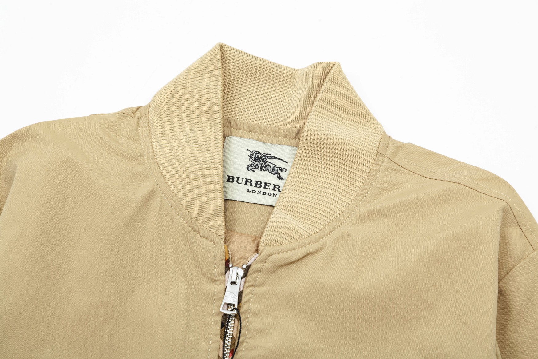 【BURBERRY】バーバリー   ジャケット着 男女兼用 ご好評に付き再入荷！240920