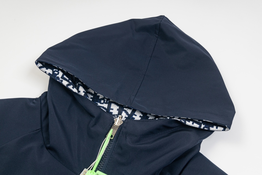 【DIOR  公式旗艦店】ディオール   ジャケット着 好評に付き再入荷！ 240923