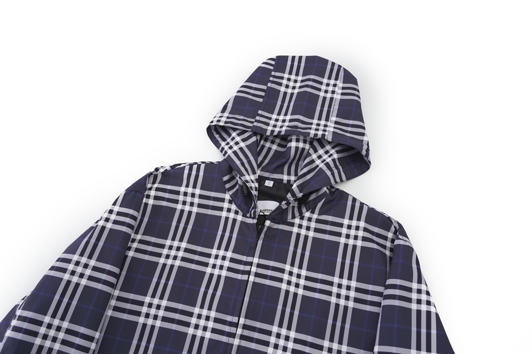 【BURBERRY 公式旗艦店】バーバリー パーカースウェットご好評に付き再入荷！240923