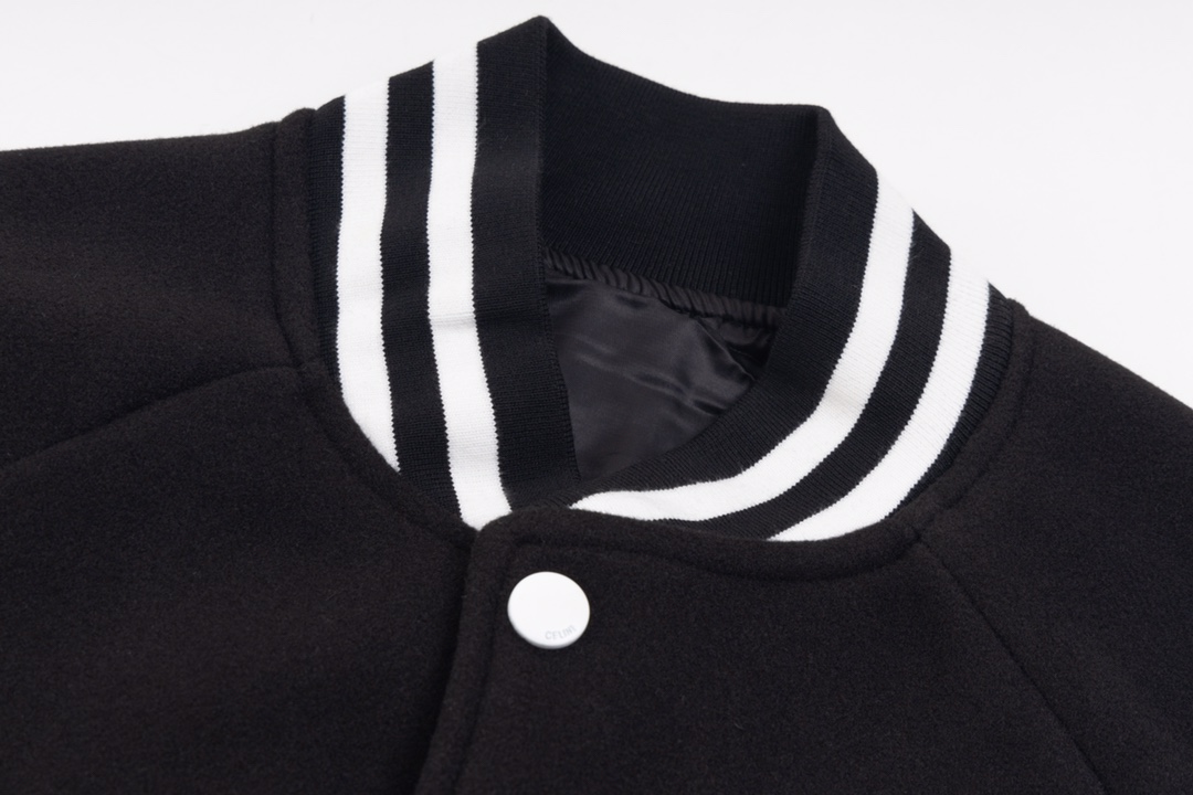 【CELINE】セリーヌ  ジャケット着ご好評に付き再入荷！240923