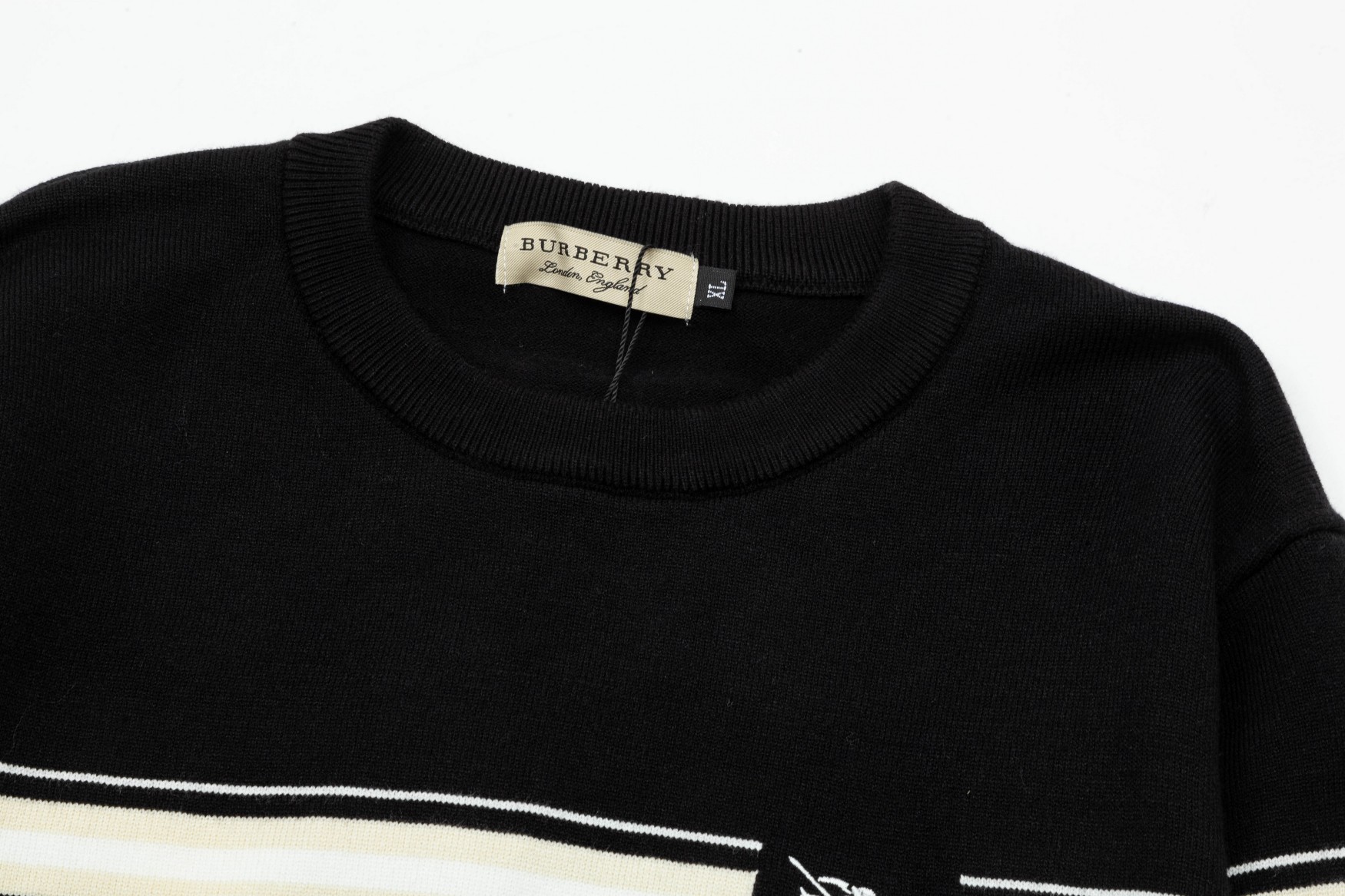 【BURBERRY 公式旗艦店】バーバリー   セーター好評に付き再入荷！ 240930