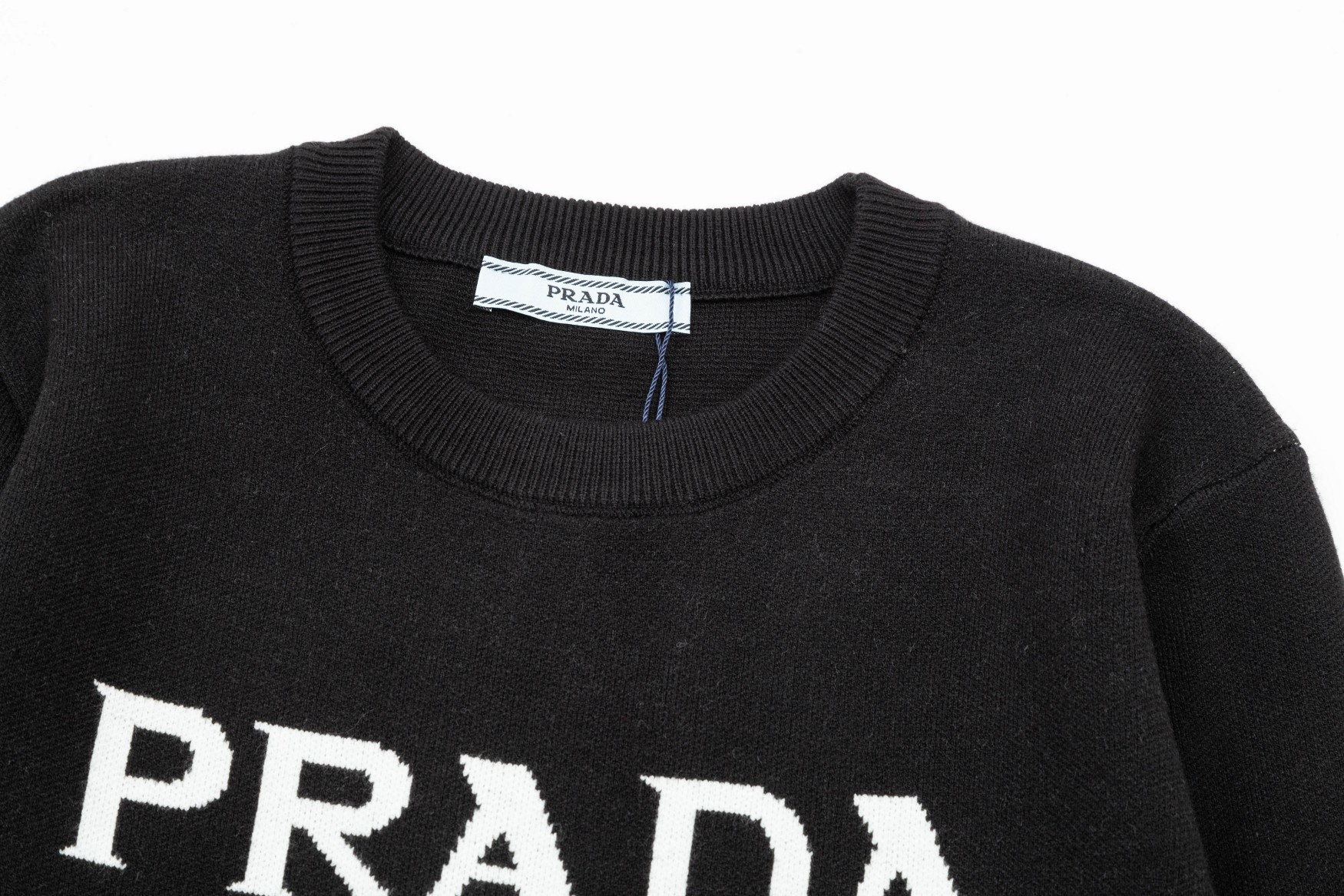 【PRADA 公式旗艦店】プラダ  セーター好評に付き再入荷！ 240930