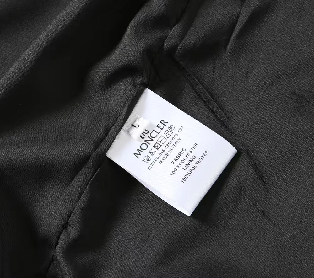 【MONCLER 公式旗艦店】 モンクレール  ジャケット着 ご好評に付き再入荷！241023