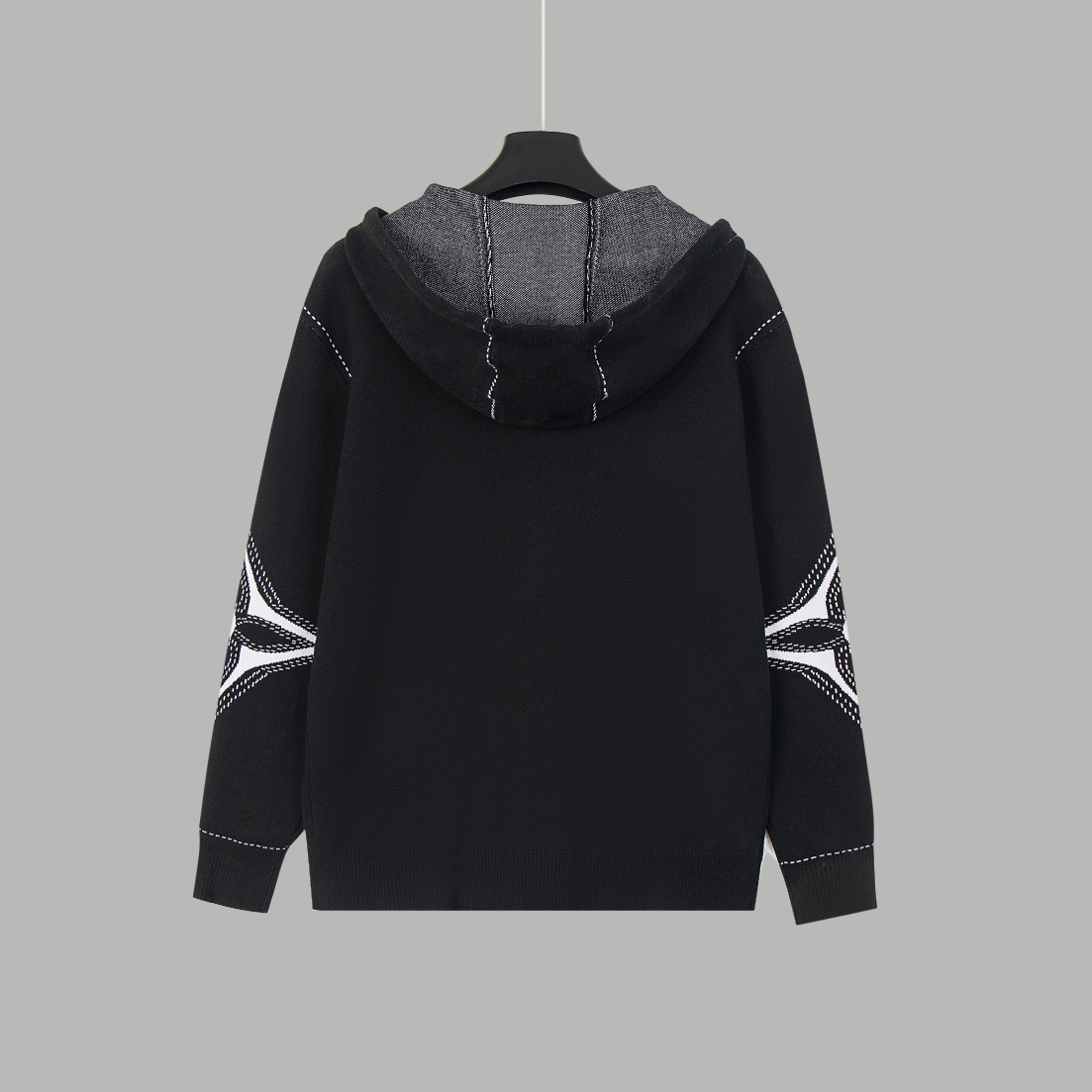 【LOUIS VUITTON 公式旗艦店】ルイヴィトン  セーター好評に付き再入荷！ 241029