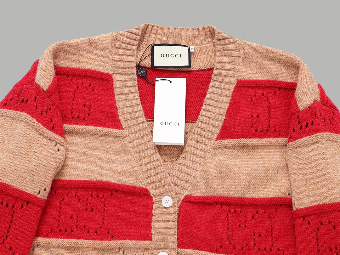 【GUCCI  公式旗艦店】グッチ  セーター好評に付き再入荷！ 241029